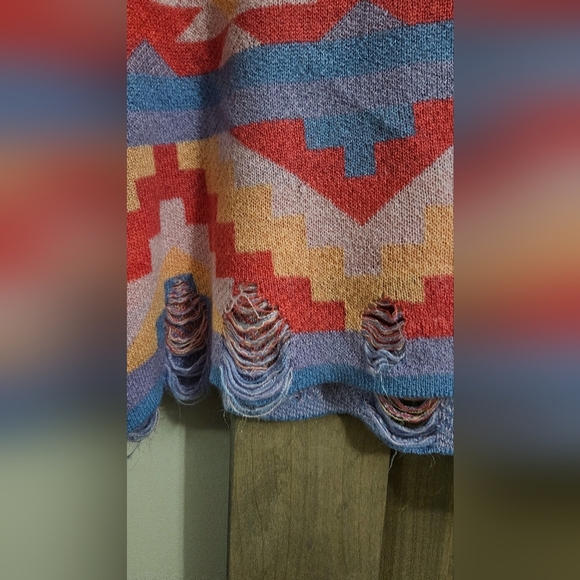 WILDFOX Desert Drive Multicolor PatternedSweater in Acid Pink. Size Small - Picture 7 of 15